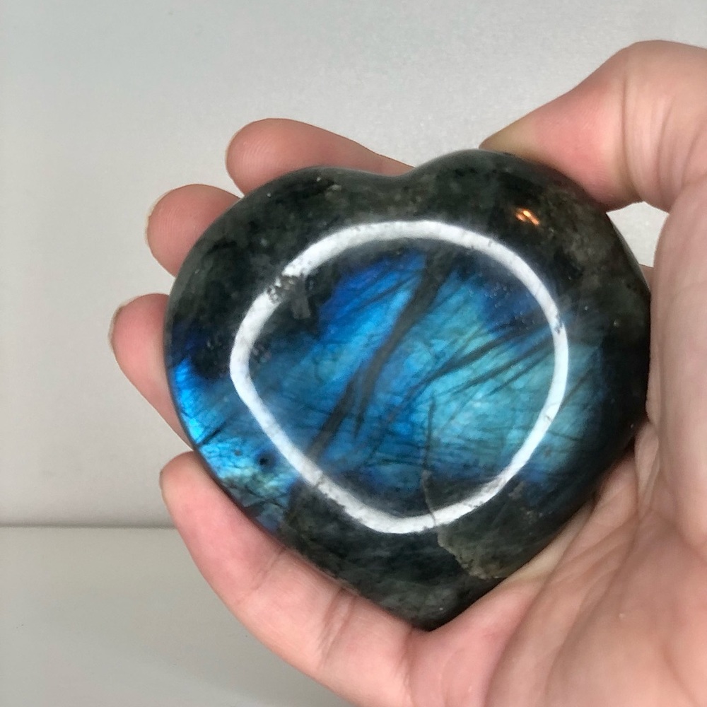 MEGA FLASH Labradorite Heart - Picture 7 of 11